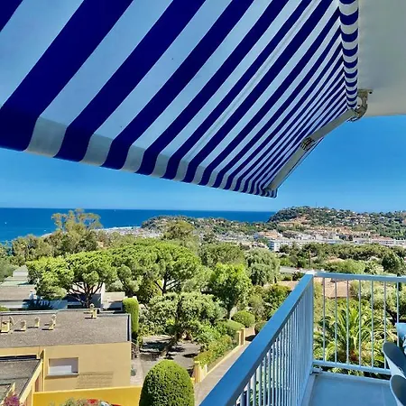 Mimosas - Bel Avec Vue Imprenable Sur La Baie Apartment *